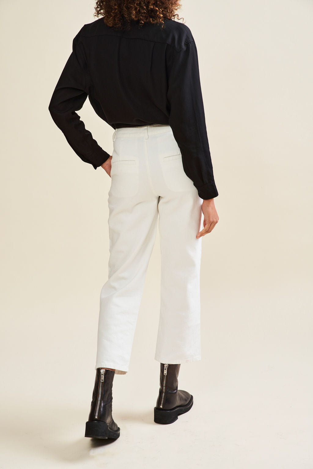 Nahom Bootcut Pant White