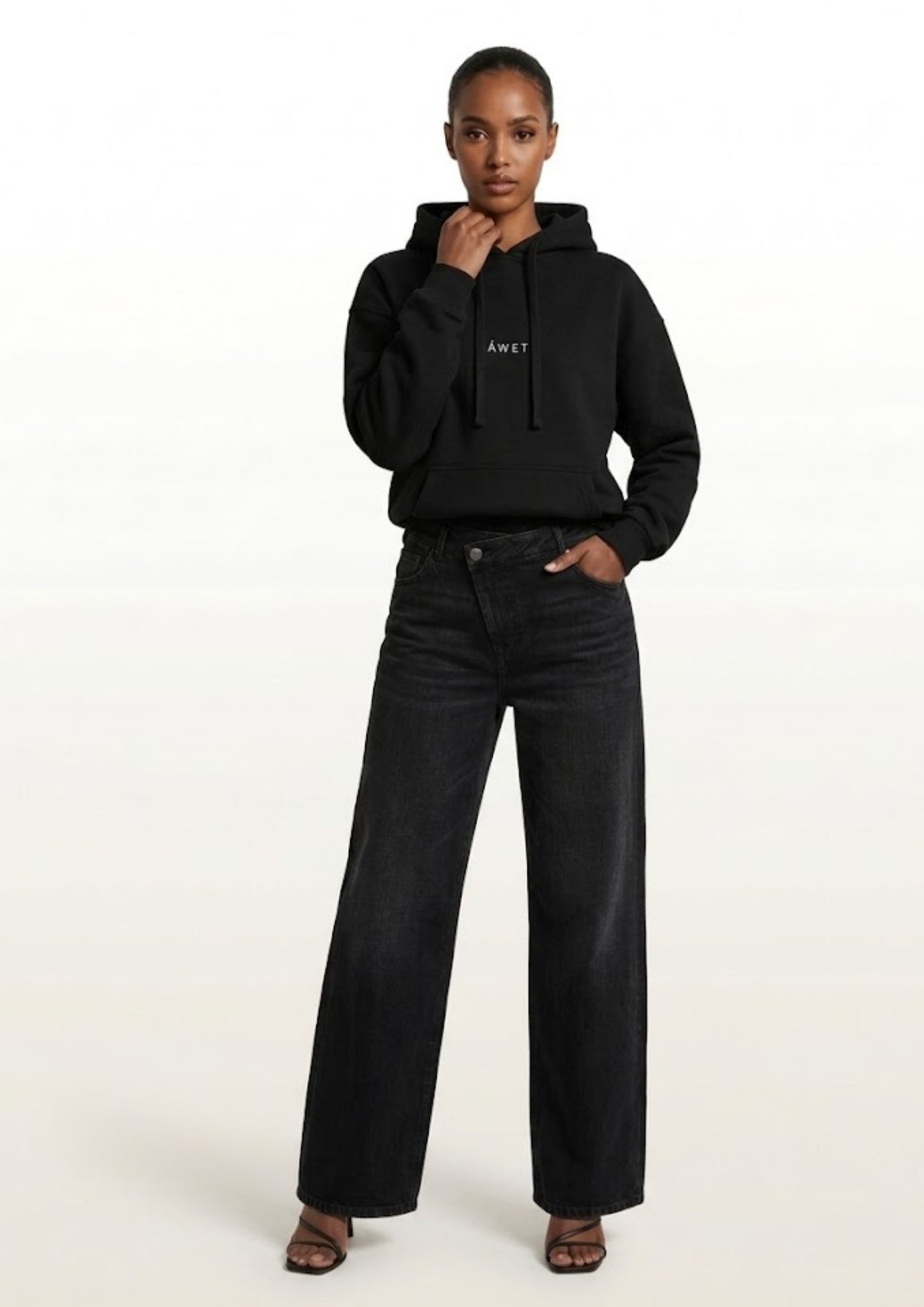 Lola Criss Cross Pant